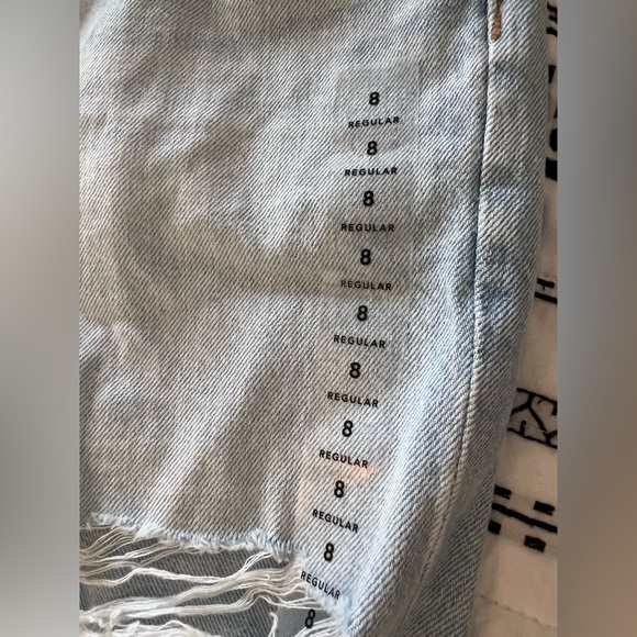 American Eagle Strigio Mom Jean - Picture 11 of 16